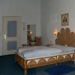 بيت ضيافة Am Berg فرانكفورت
