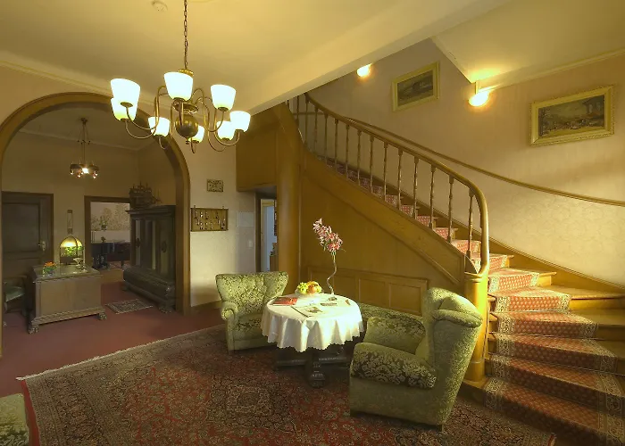 Am Berg 4* Frankfurt am Main